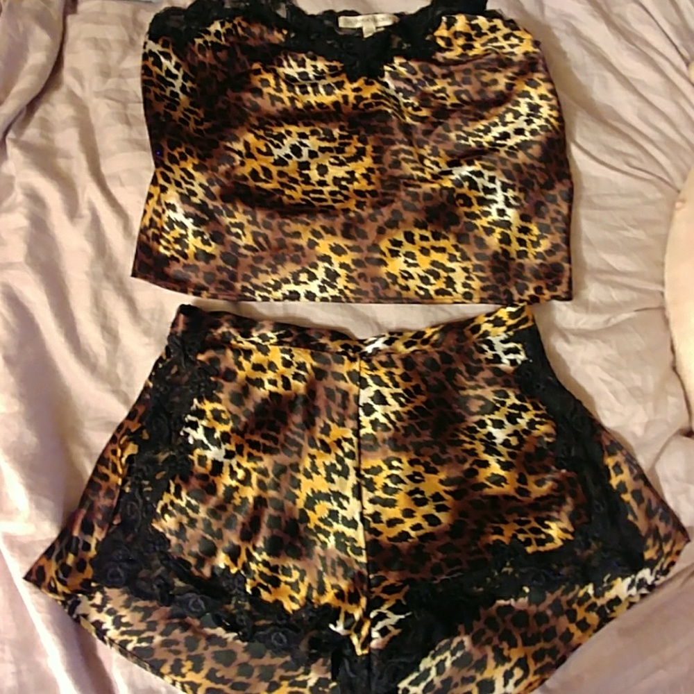 COPY - Victoria's Secret 2 piece satin pajamas